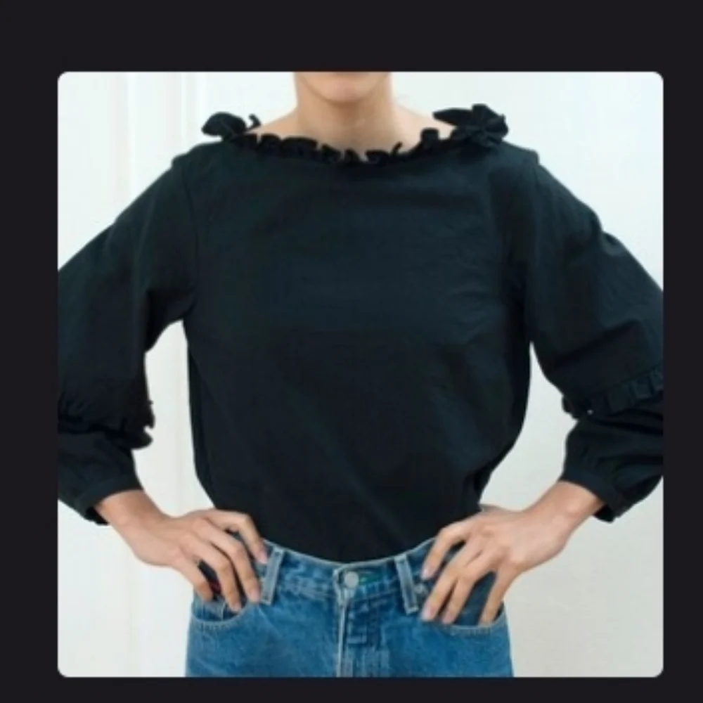 Handmade 1980s Black Ruffle Blouse – 100% Cotton (XS)